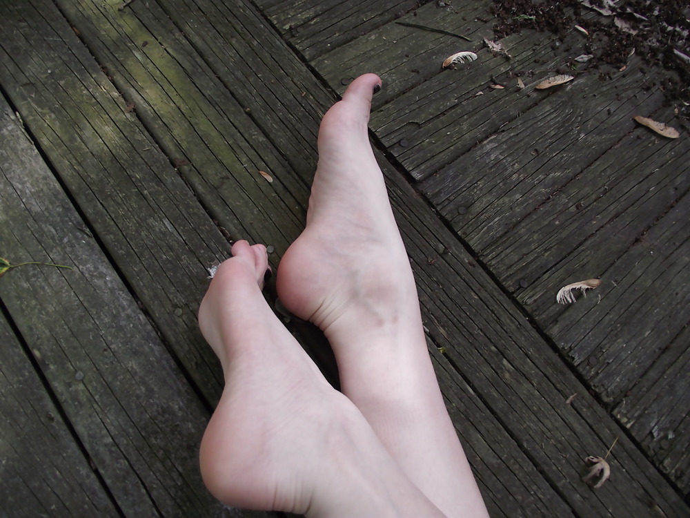 Porn image feet and legs 3