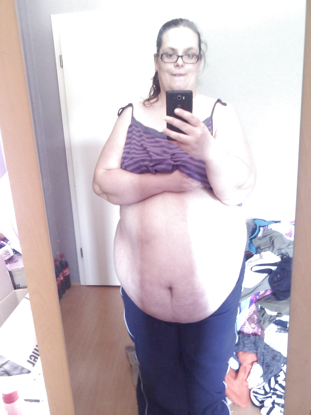 Porn image SSBBW belly pics 106