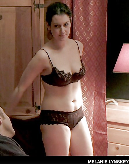 Melanie lynskey tits