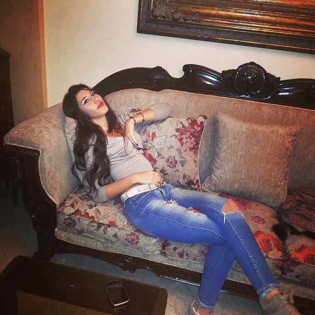 Porn image Arab beauty 60 - Cum on her