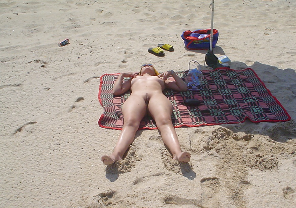 Porn image nude beach  1