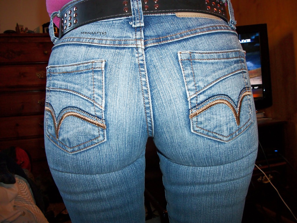 Wifes Ass In Tight Jeans 28 Pics Xhamster