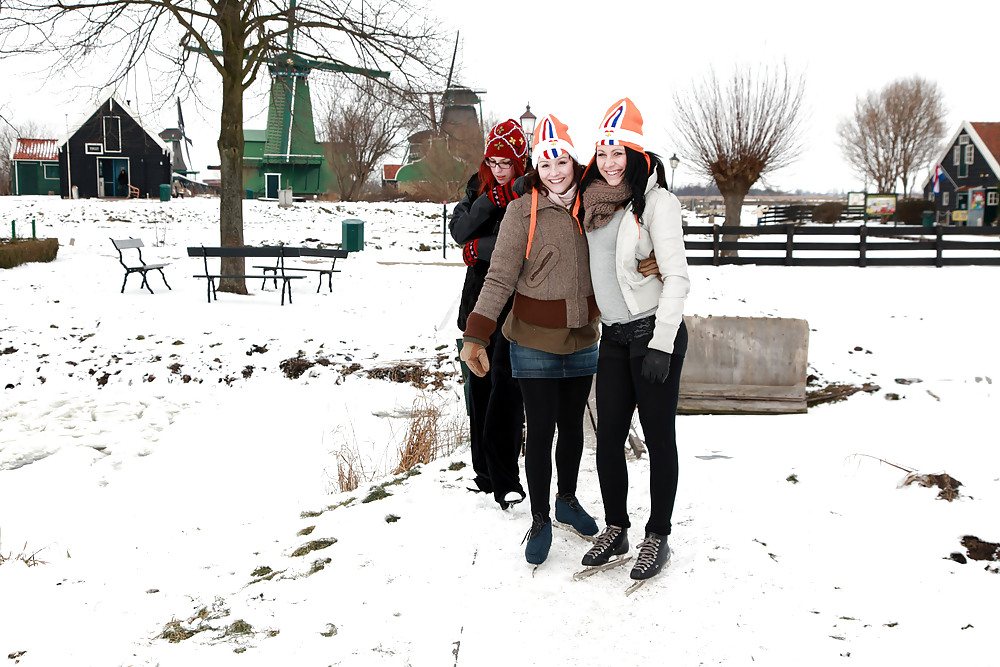 Porn image Julia,Elisa,Britt & Gylve on the Dutch Ice.