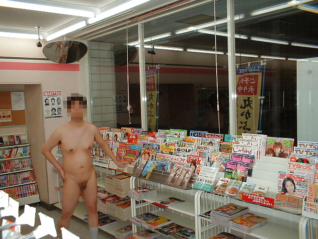 Porn image Public nudity nude shopping japanese exhibitionist naked3