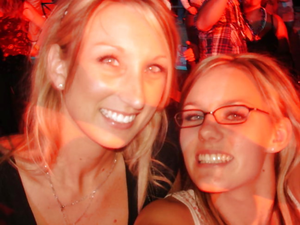 Porn image Pretty Amateur Typhanie 2