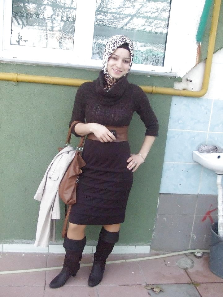 Porn image turbanli kizlar (girls with hijab) 15