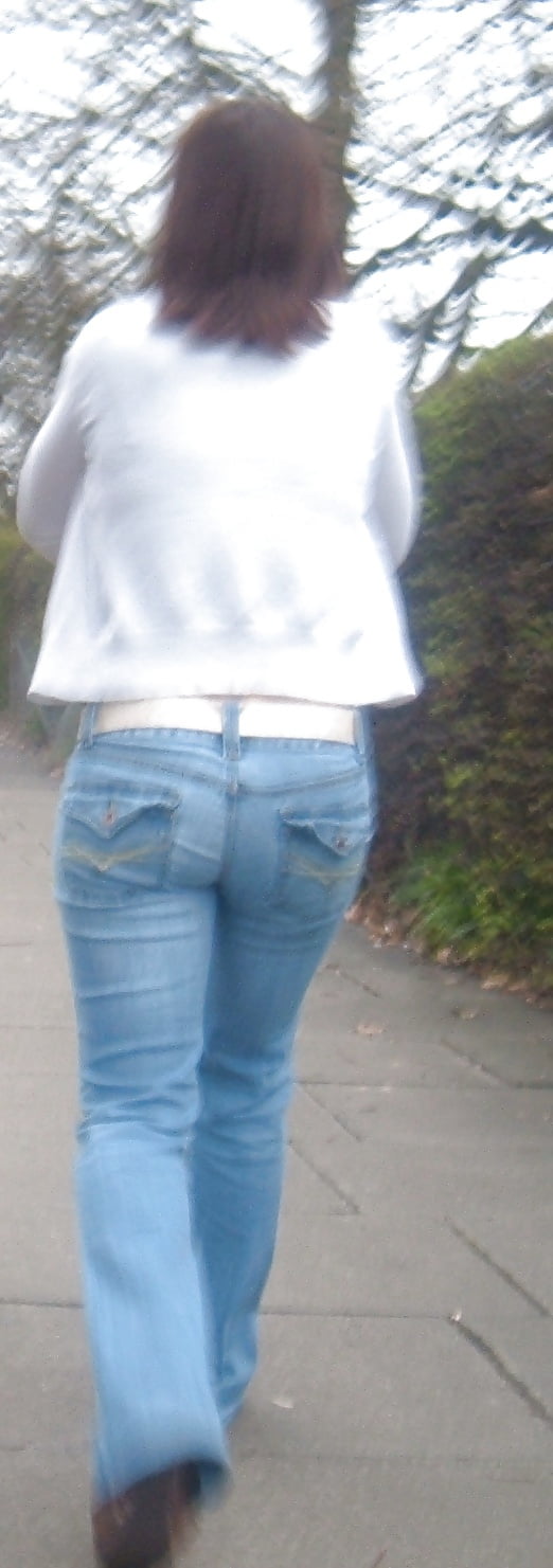 Porn image Candid Asses on the Street