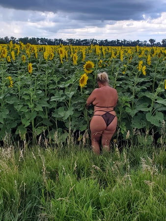 mature milf in black lingerie         