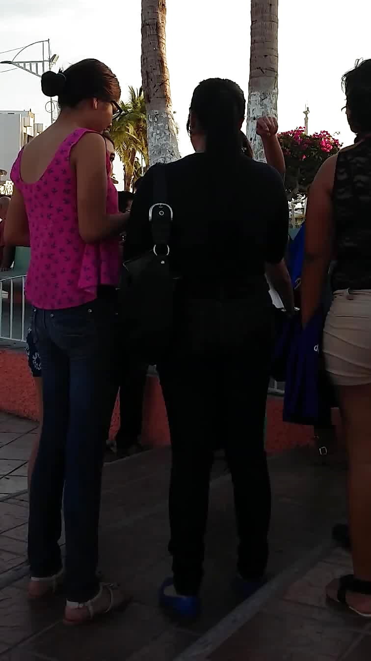 Porn image Voyeur streets of Mexico Candid girls and womans 17