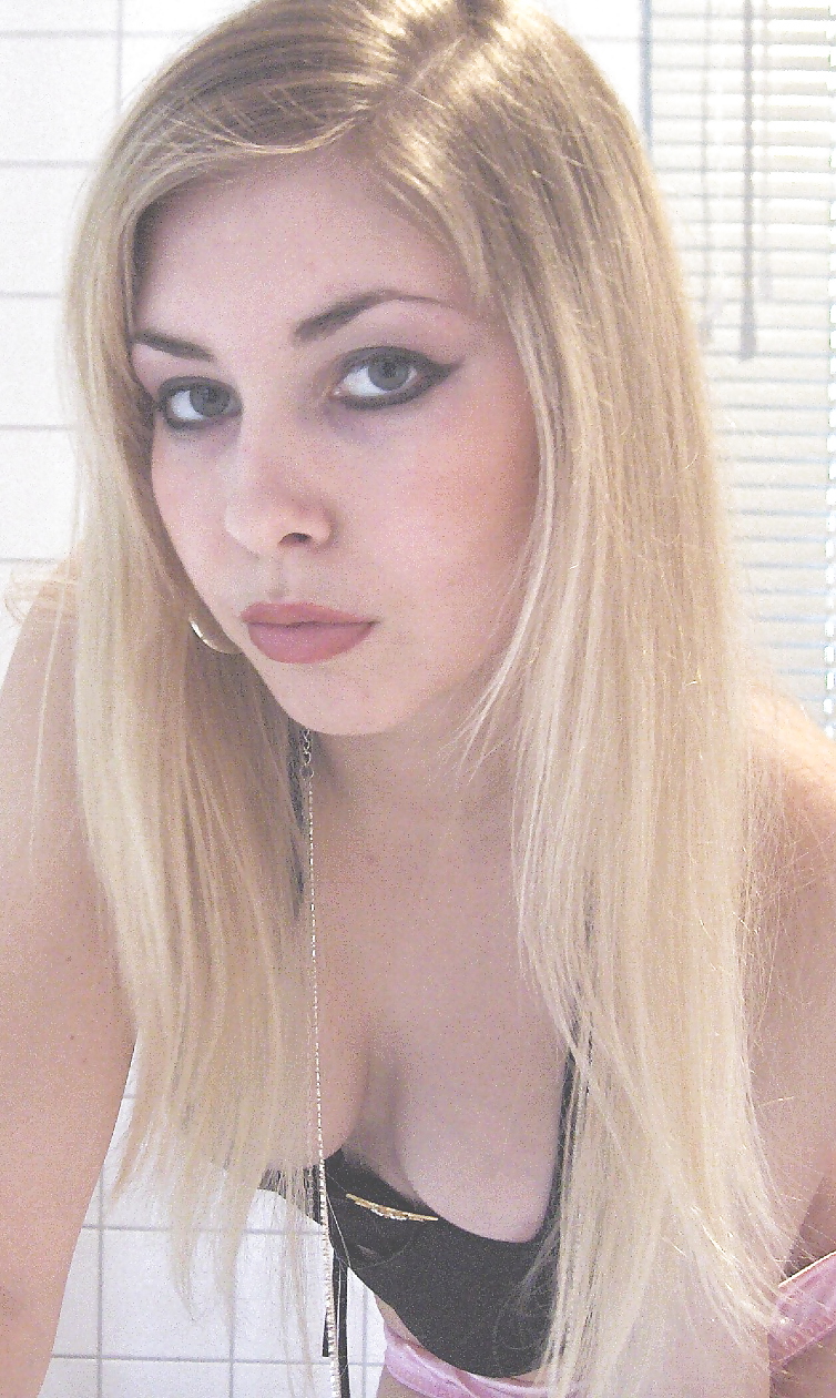 Porn image Hot Blond Teen Girl Part2