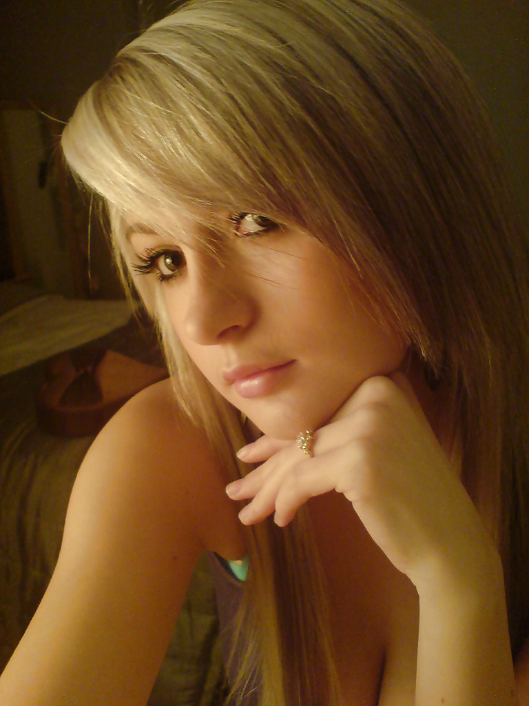 Porn image She knows she's a tease....