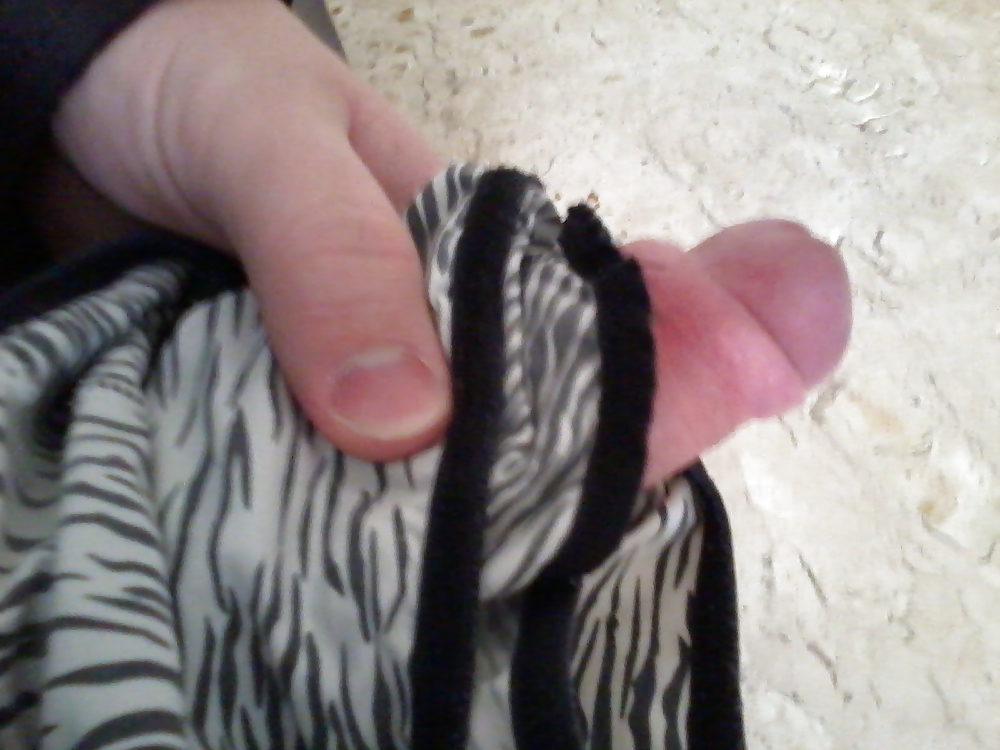 Porn image My cousin panties