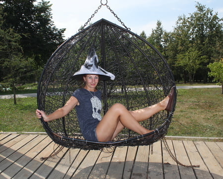 hanging chair         