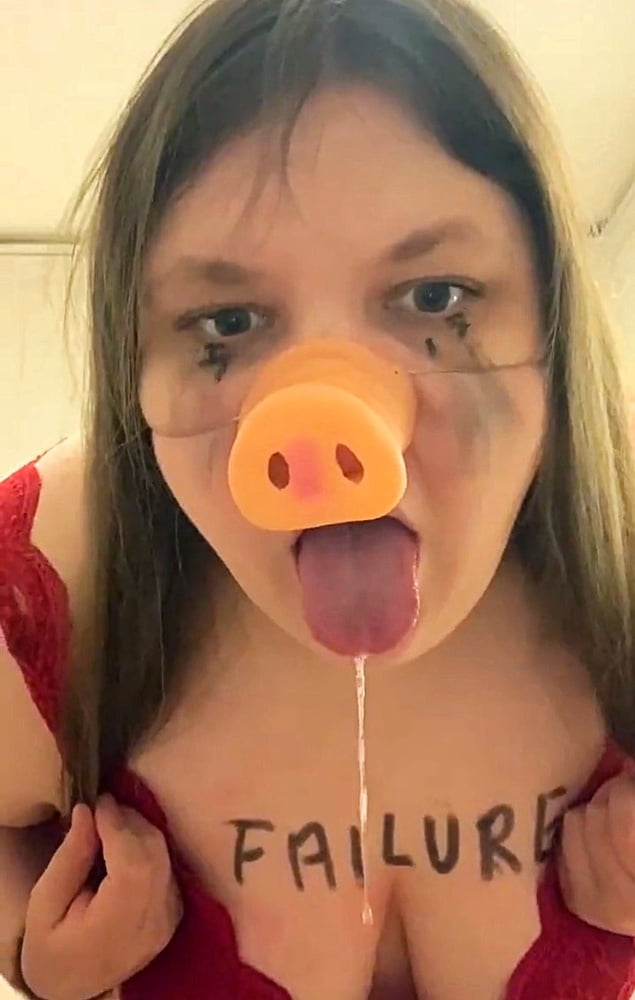 Bodywriting Pig humiliation - 14 Pics 