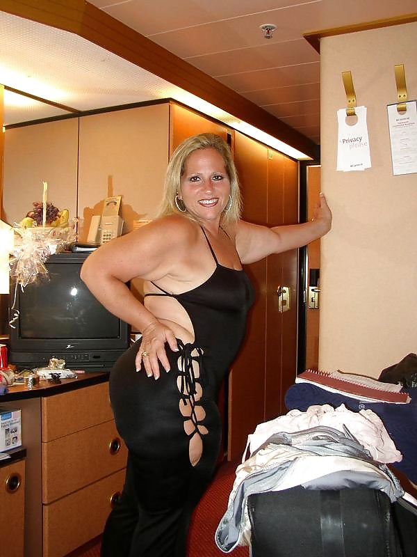 Porn image Busty women 242 (Dressed special)