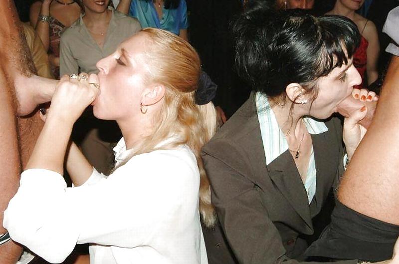 Porn image SUCKING GIRLS 48