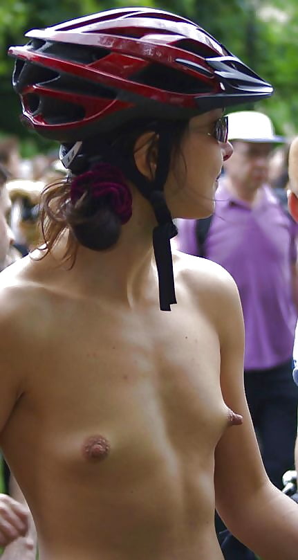 Nude ladies in public