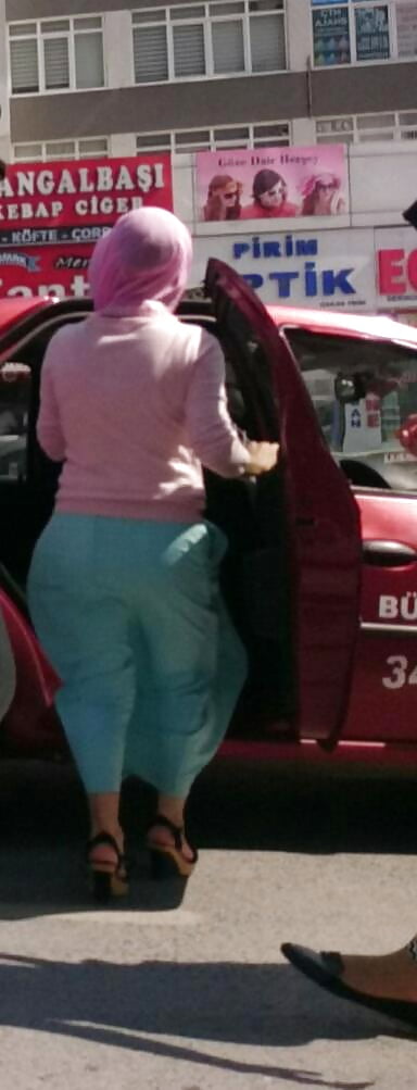 Porn image Turkish Hijab Candid Butt