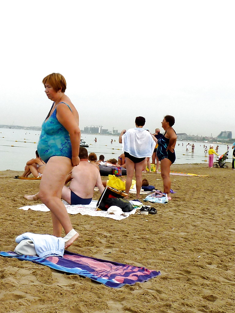 Porn image Russian women on the beach!