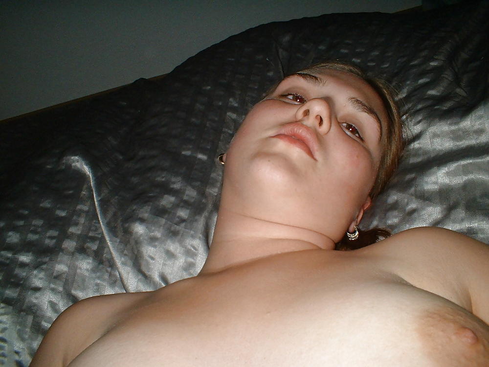 Porn image AMATEURS - Chubby Hot Girl