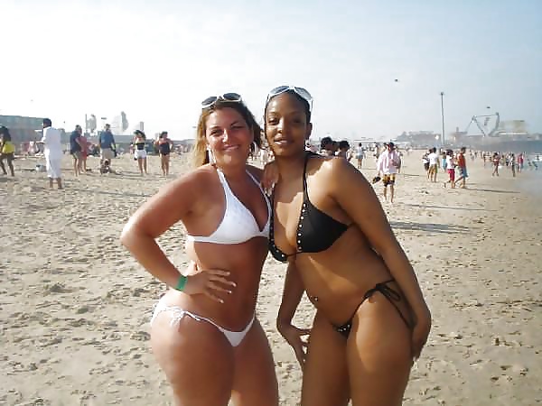 Porn image Busty Nanette 2