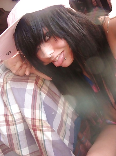 Porn image EMO Queen Bailey (NonNude)