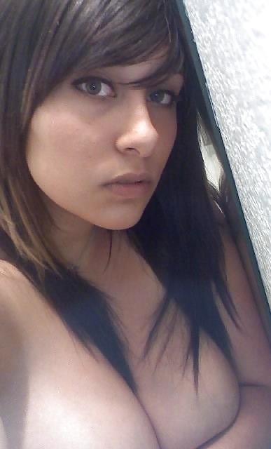 Porn image Busty girl photographed herself.