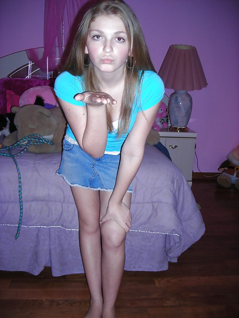 Porn image Silly Skinny Small Tits Selfshot Sylvia