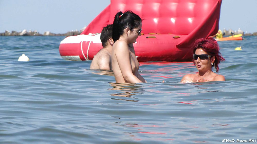 Porn image The beach 86