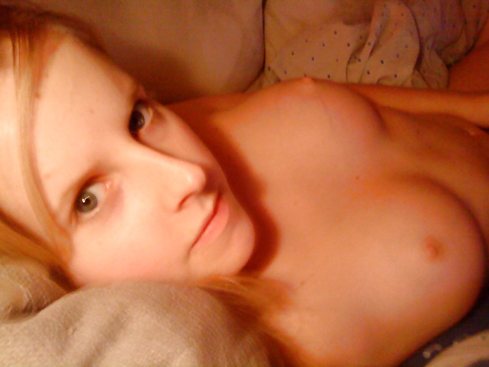 Porn image Sexy Curvy Blonde College Girl
