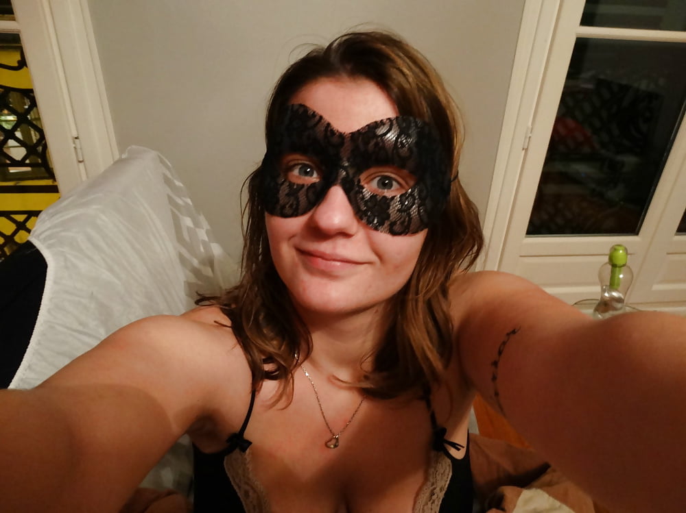 Porn image Aurelie 20 ans.