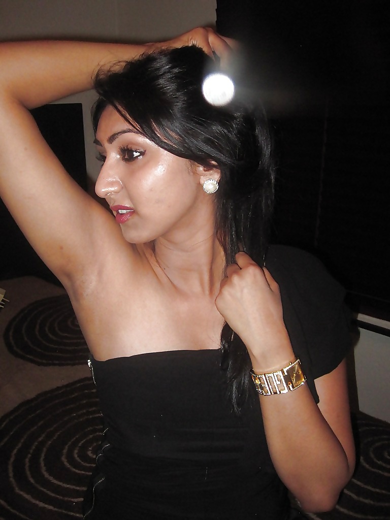 Porn image lusty indian desi slut. degrade her with comments