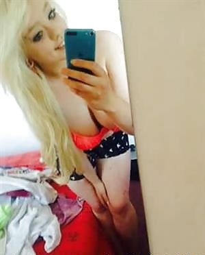 Porn image Leeds Emo Slut