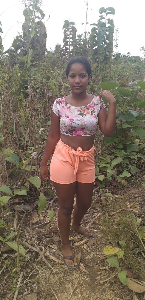 Perdida en el Bosque photo #324489162