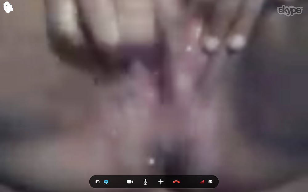 Porn image victime on skype