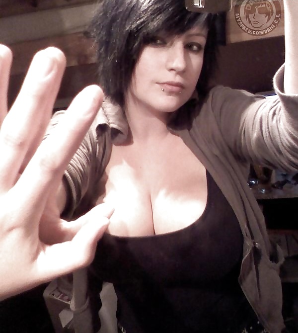 Porn image great cleavages beaux decolletes