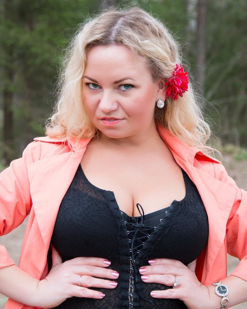 Mature Russian Slut Nylons High Heels Upskirt Milf Sex Pics Free