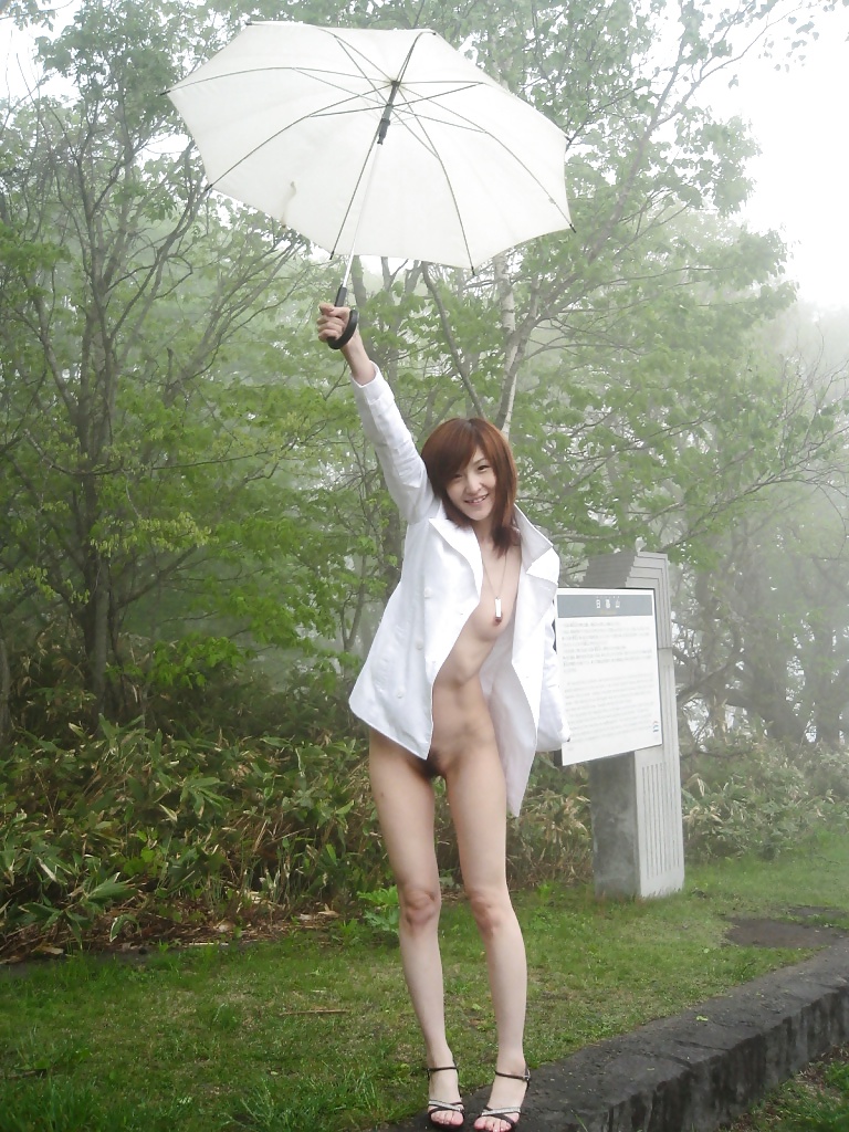 Porn image Japanese amateur outdoor 025