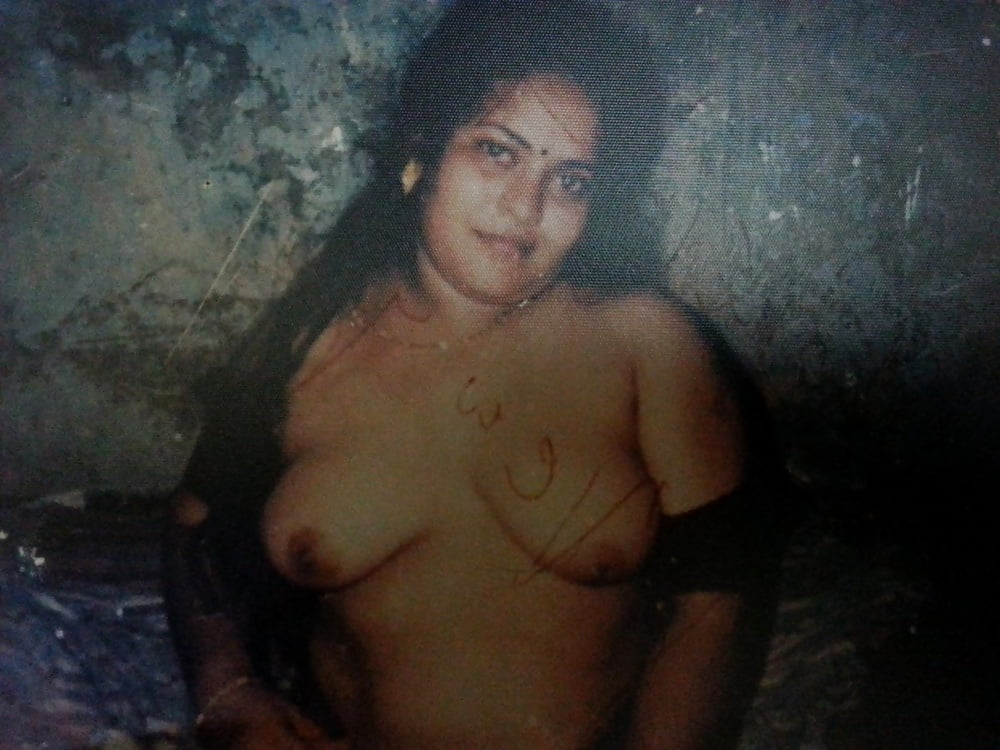 Celeb Mallu Hot Nude Aunty Pic