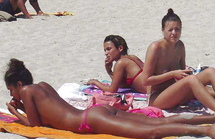 Porn image Topless Girls!