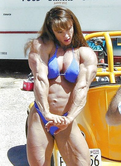 Denise Hoshor Female Bodybuilder 12 Pics