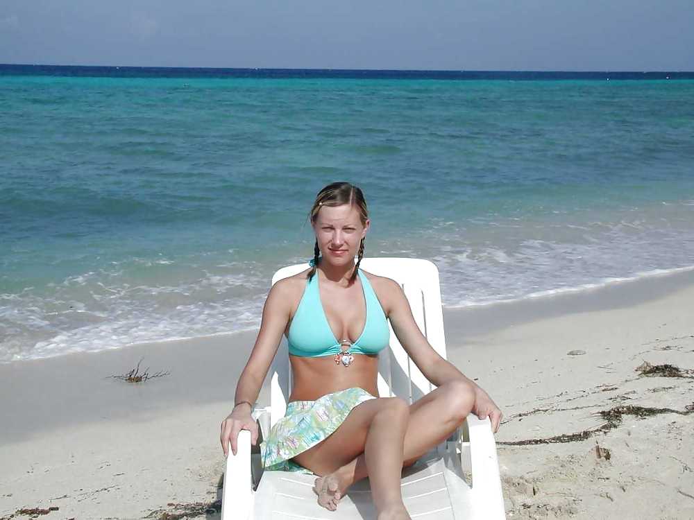 Porn image Speicherkarte mit Urlaubsbilder ersteigert