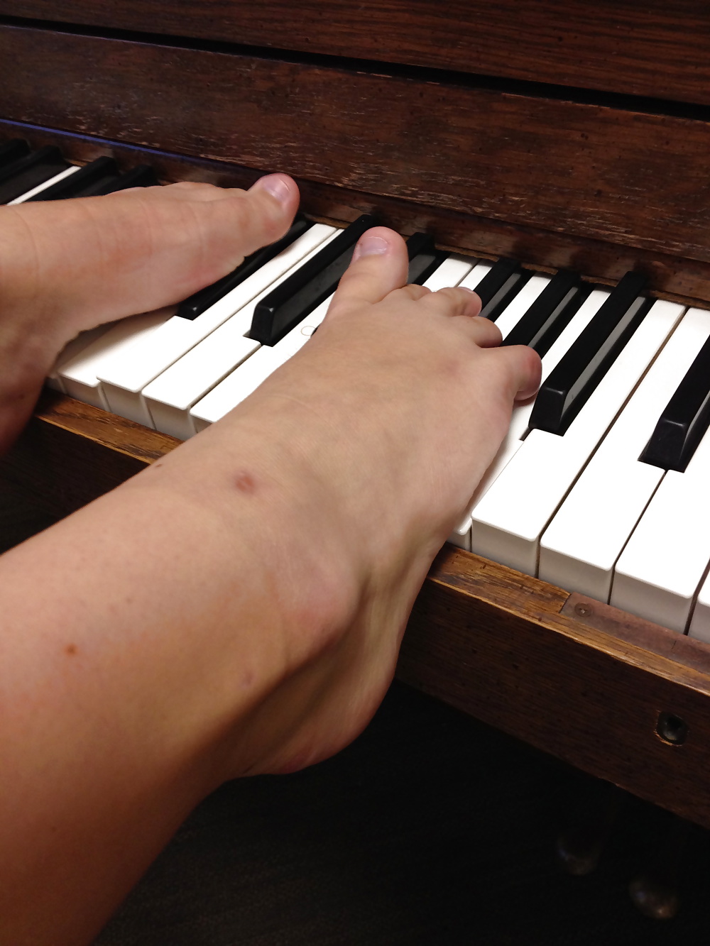 Porn image Piano walk
