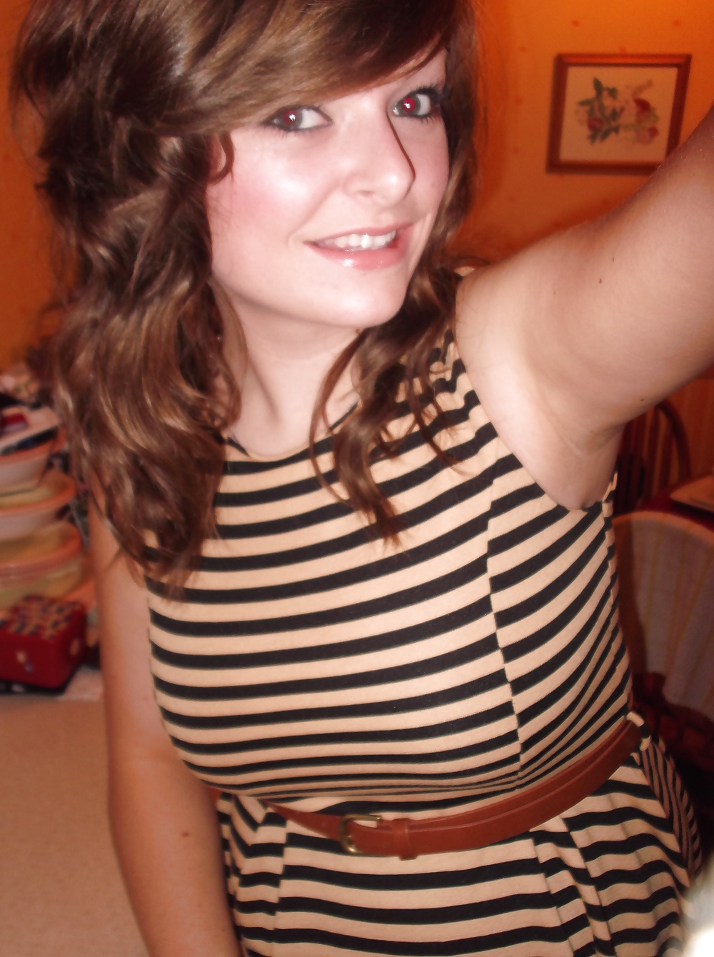 Porn image Stolen from Public Network