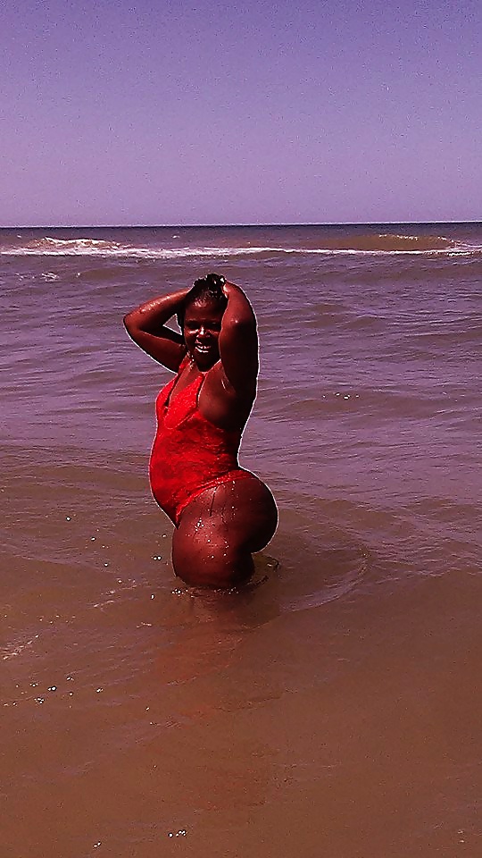 Porn image Booty By The Water