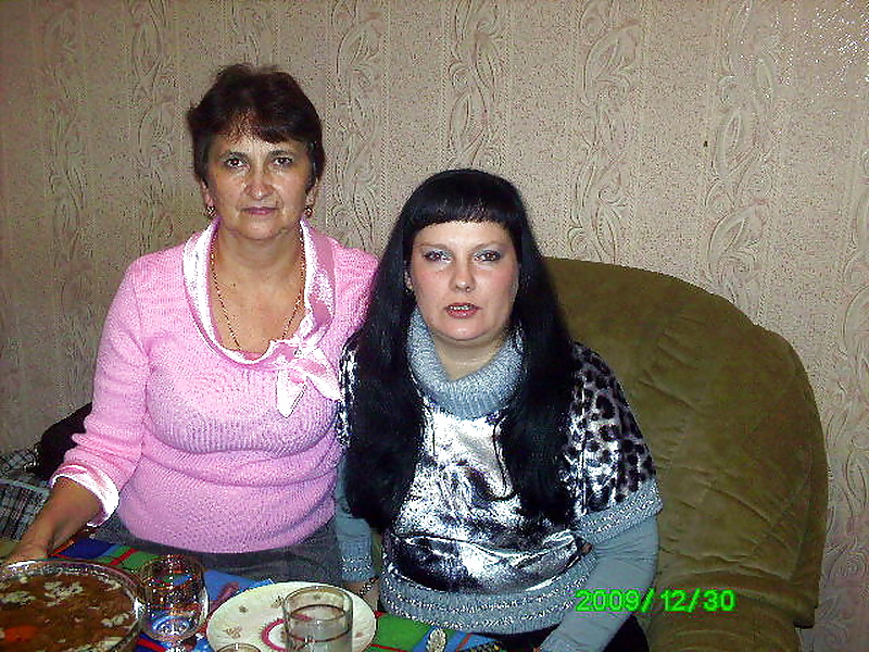 Porn image Russian Mothers&Daughters! Amateur Mixed!