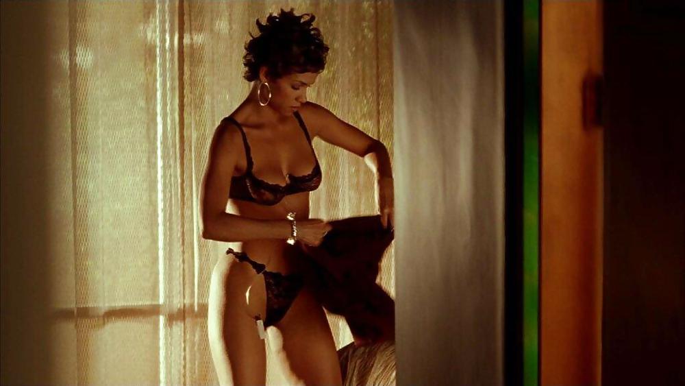 Halle Berry Ultimate Nude Booty Collection 265 Pics