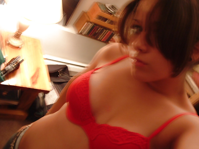 Porn image Bra Babes 80