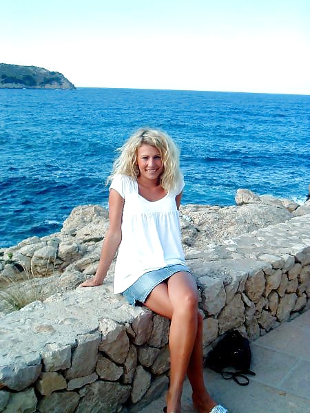 Porn image Annika likes it black :P