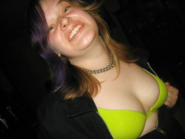 Porn image Amateur Hotties-10